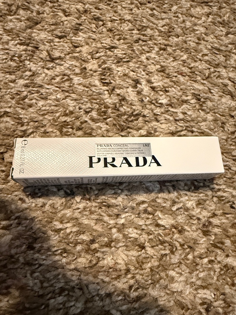 Prada Conceal Radiant Concealer - LN2 NEW